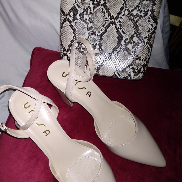 Accessories - Picture 3 of 4